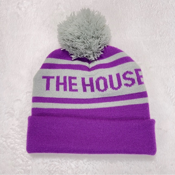 The House Beanie OS Fits All Purple Grey Pom Pom Snowboard Shop Never Worn! - Picture 4 of 9